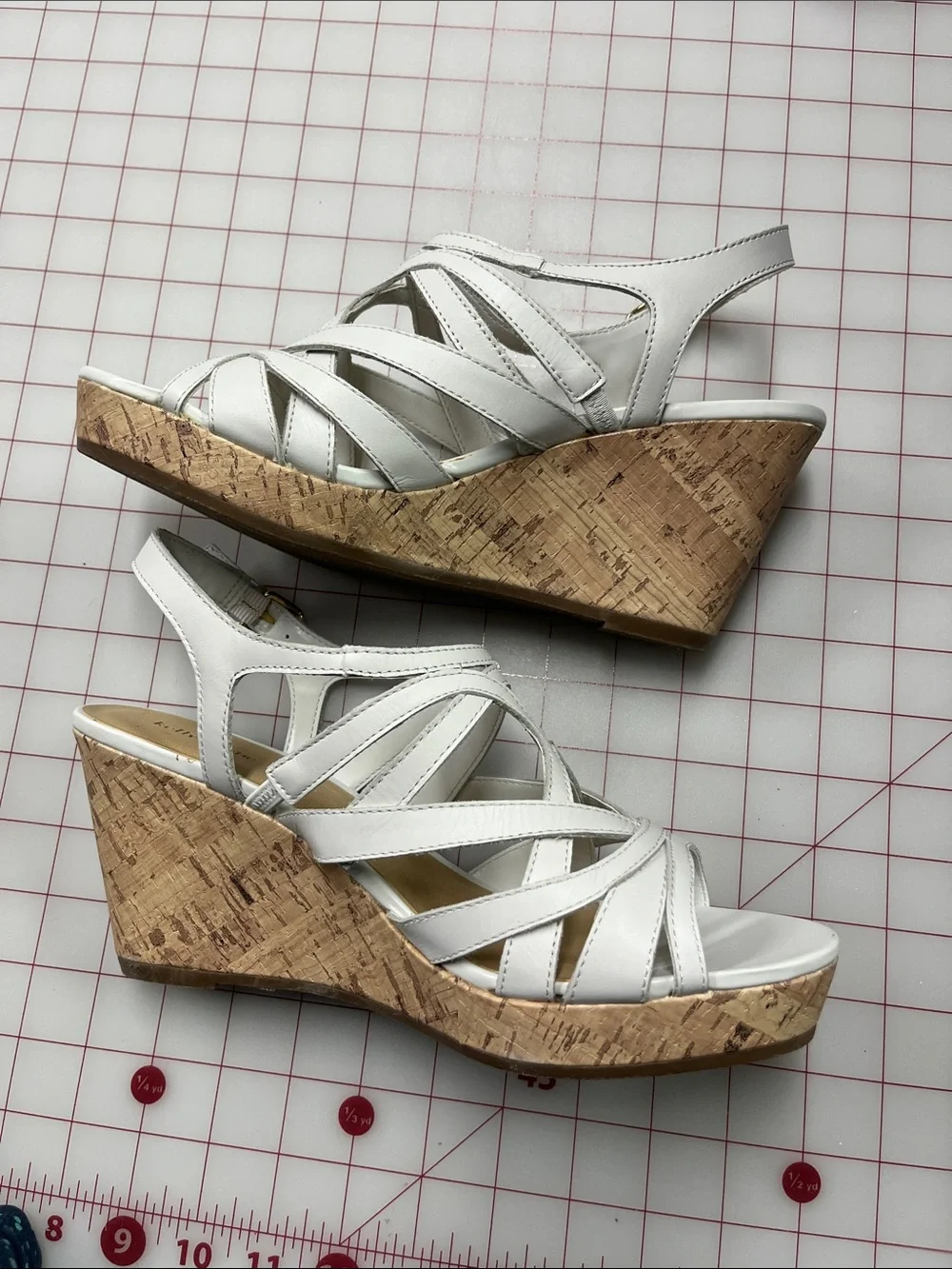Kelly & KATIE NIB Summer Bridal Leather White Strappy Cork 3.5
